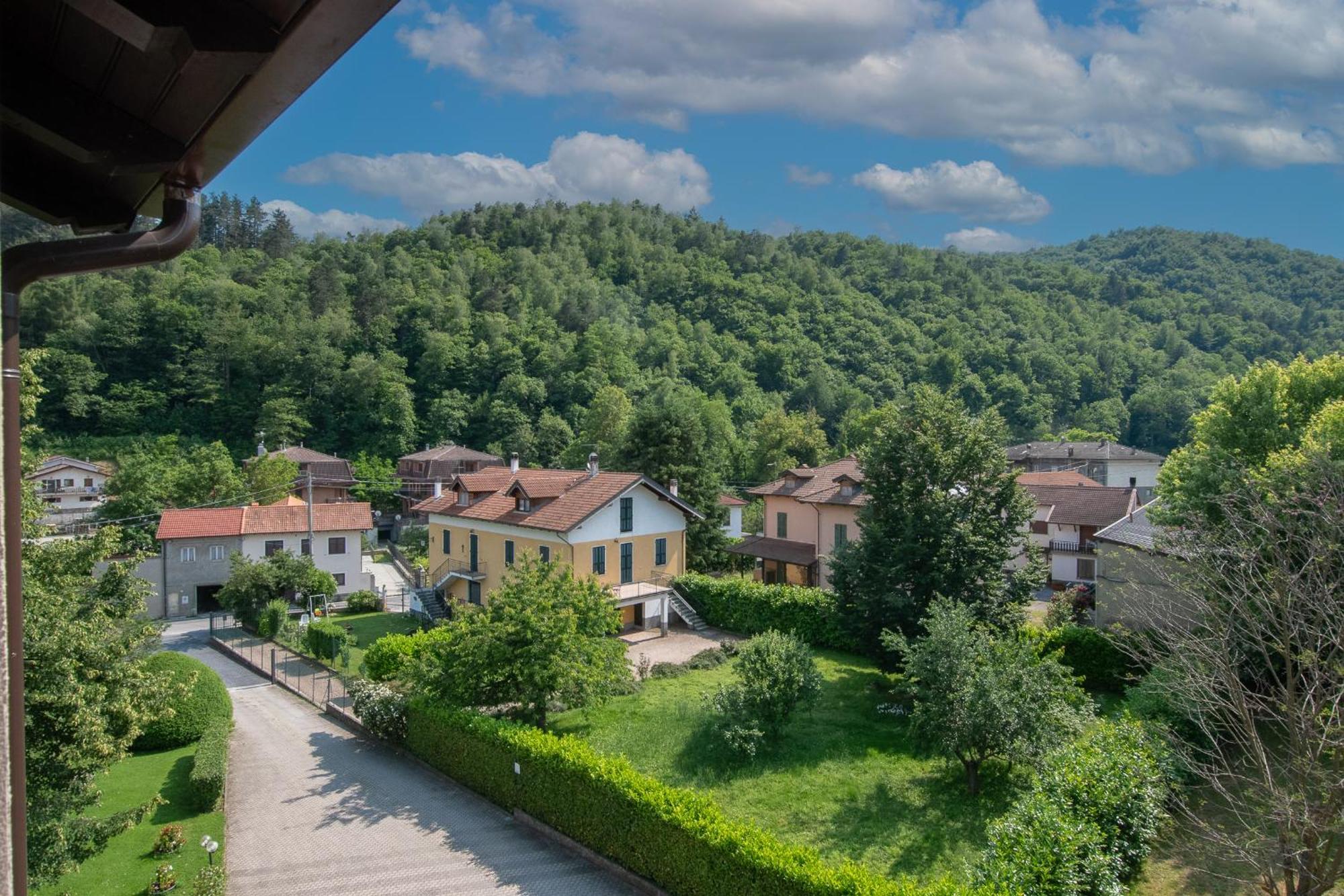 Hotel Villa Elia Calizzano المظهر الخارجي الصورة